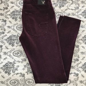 💜 Plum/Burgandy 360 stretch AE JEANS - NWOT